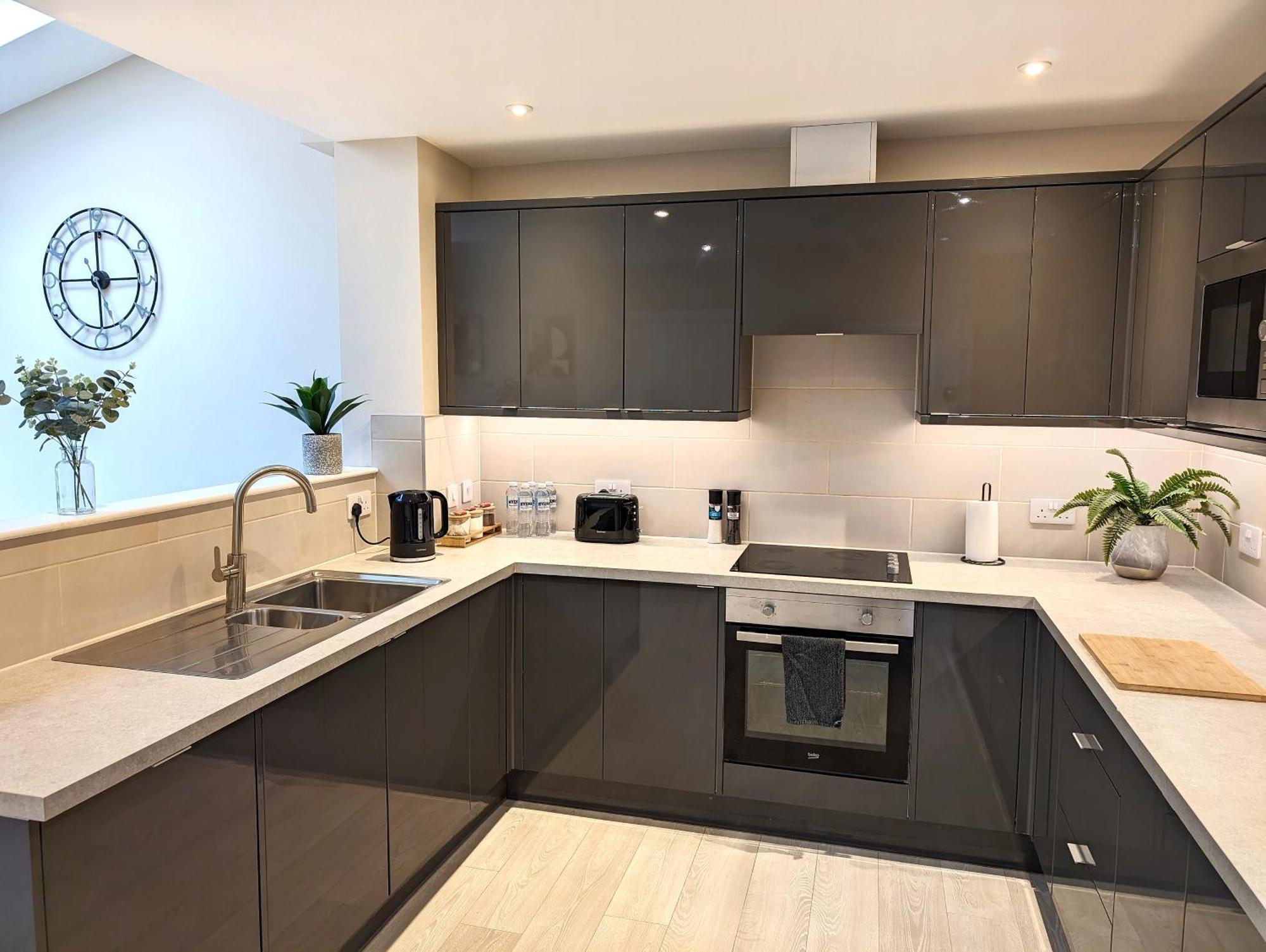 Central Cambridge, Charming 3-Bed House With Free Parking! Ngoại thất bức ảnh