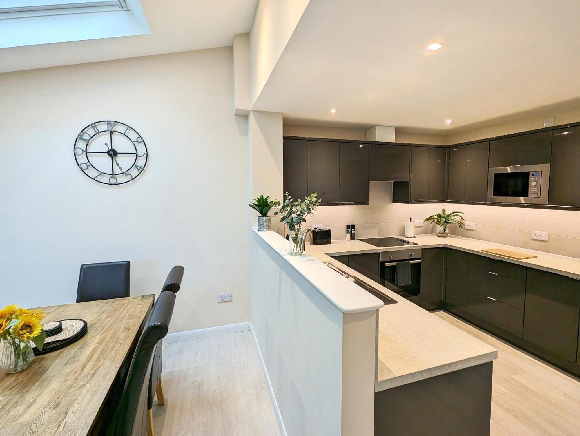 Central Cambridge, Charming 3-Bed House With Free Parking! Ngoại thất bức ảnh